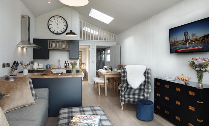 Camping Lodge interior